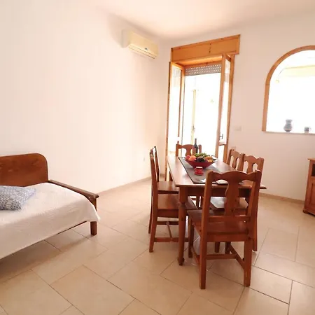 La Casa Di Michelle A Otranto 6 Posti Letto *